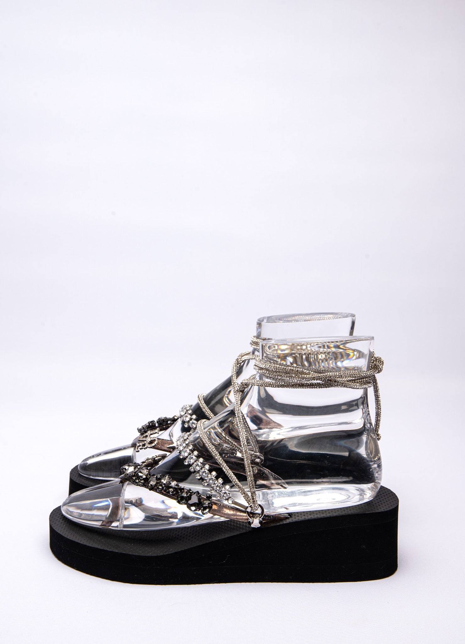 Black & silver wedge - Peggell