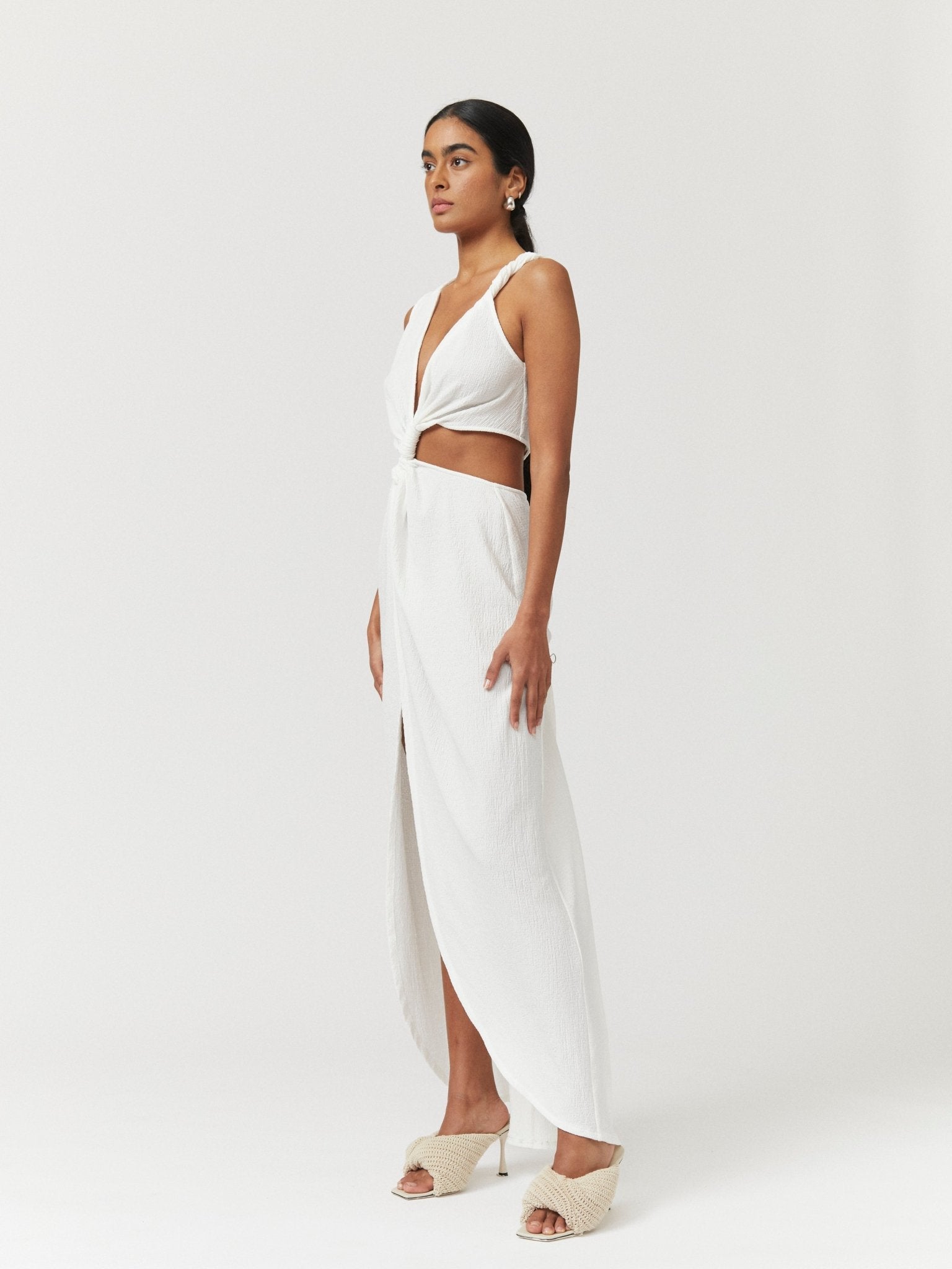 Jacqui Sleeveless Cross Over Midi Dress - White - Peggell