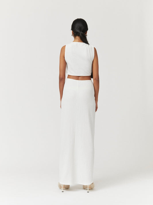 Jacqui Sleeveless Cross Over Midi Dress - White - Peggell