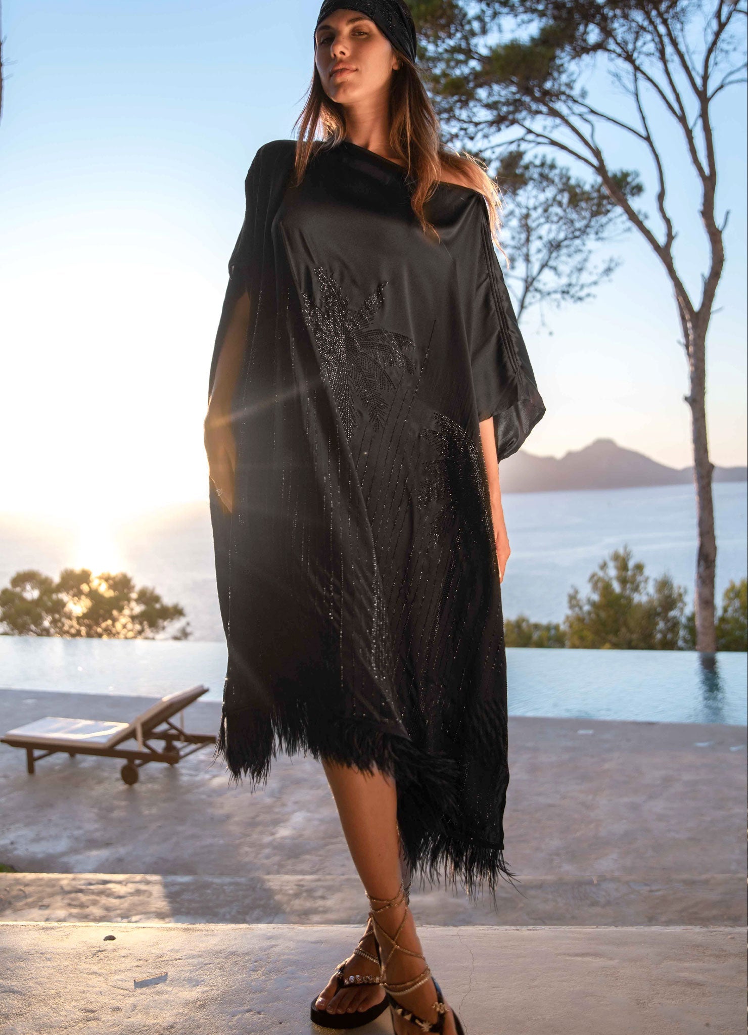 Palmtrees Feather Mulberry Silk Kaftan in Black - Peggell