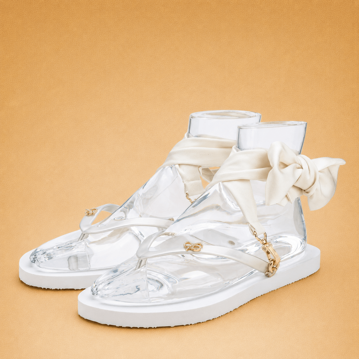 Peggell x Gitta Banko White GB Glamflip® Gold - Peggell Mallorca SL
