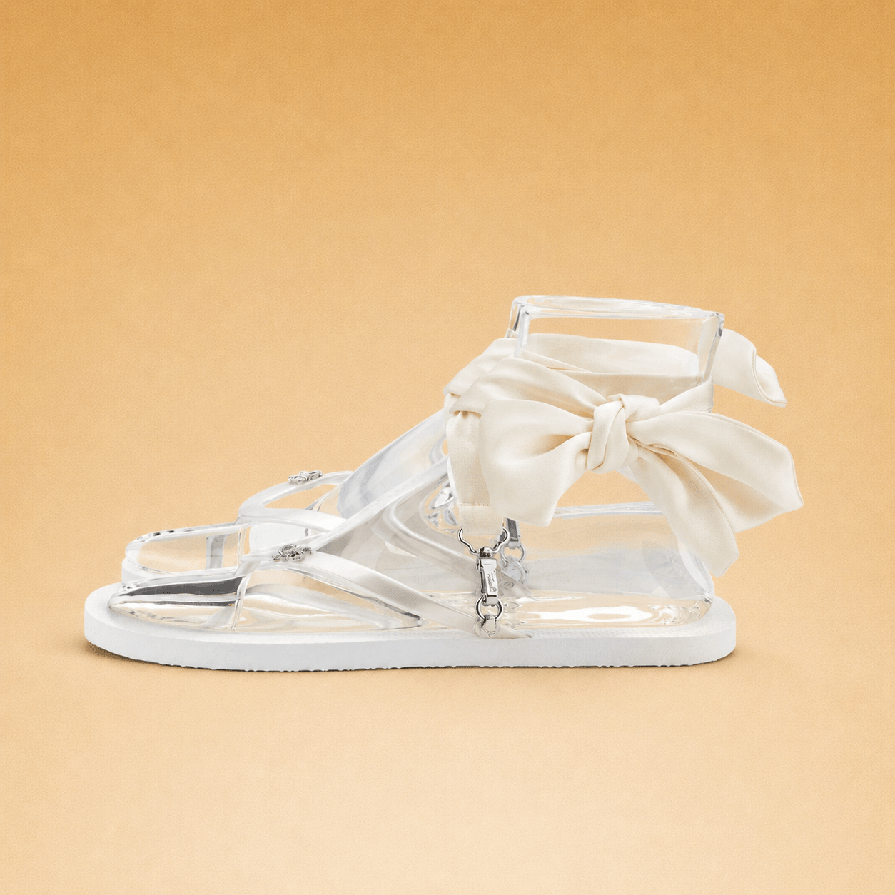 Peggell x Gitta Banko White GB Glamflip® Silver - Peggell Mallorca SL