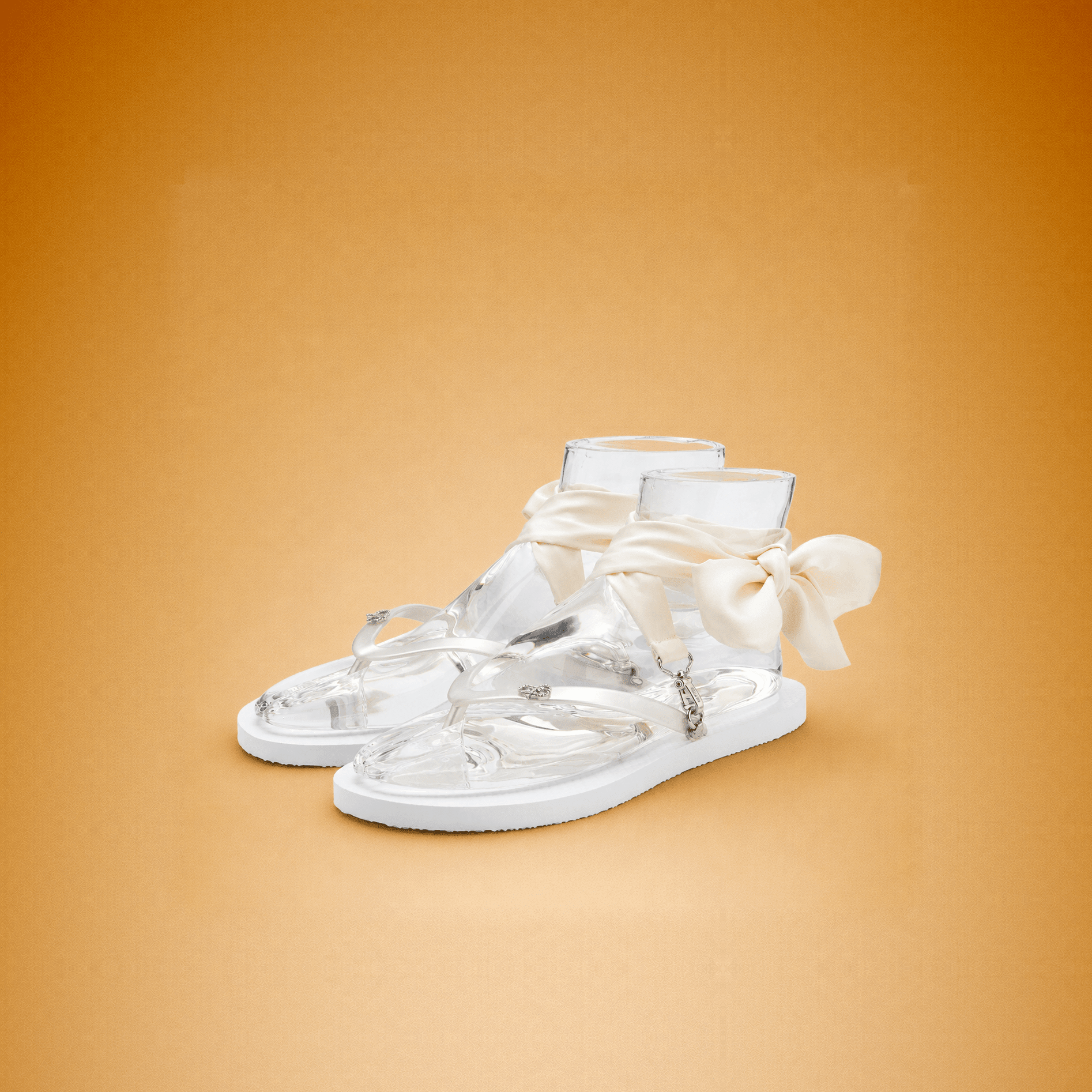 Peggell x Gitta Banko White GB Glamflip® Silver - Peggell Mallorca SL